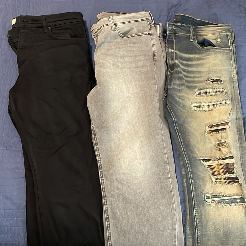 Men’s Jeans - 3 Pairs Included!